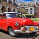 MAGICZNA KUBA. Znana z cygar, plaż z palmami, rumu, starych amerykańskich samochodów, Fidela Cast