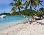 Karaibskie żeglowanie - Dzień 2 Wyspa Union, archipelag Tobago Cays, grill na plaży